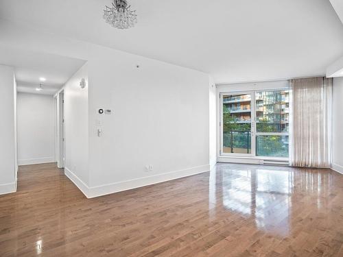 Living room - 303-1025 Rue De La Commune E., Montréal (Ville-Marie), QC - Indoor Photo Showing Other Room