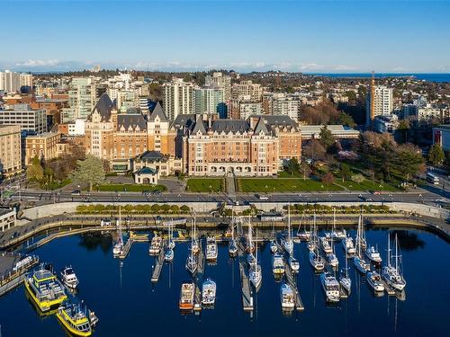 506-646 Michigan St, Victoria, BC - Outdoor With Body Of Water With View