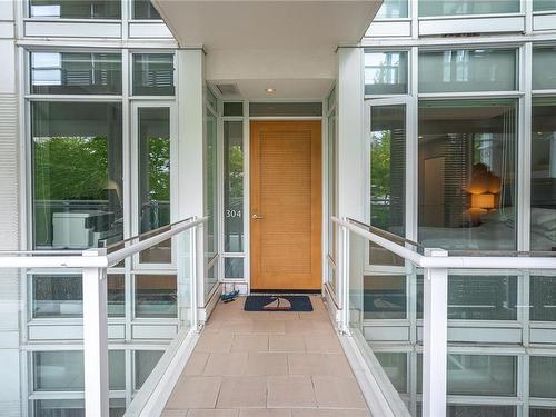 304-68 Songhees Rd, Victoria, BC - Outdoor