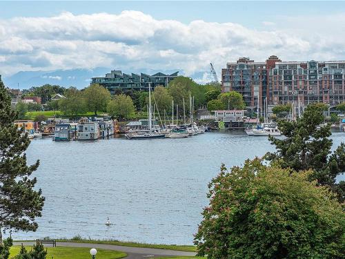 304-68 Songhees Rd, Victoria, BC - Outdoor With Body Of Water With View