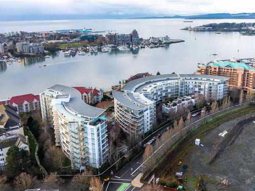 304-68 Songhees Rd, Victoria, BC - Outdoor With Body Of Water With View