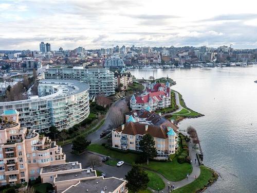 304-68 Songhees Rd, Victoria, BC - Outdoor With Body Of Water With View