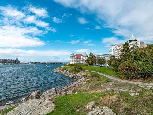 304-68 Songhees Rd, Victoria, BC - Outdoor With Body Of Water With View