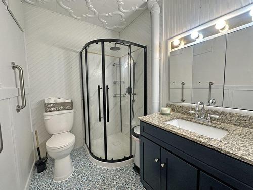 124 Seventh Street, Nipigon, ON - Indoor Photo Showing Bathroom