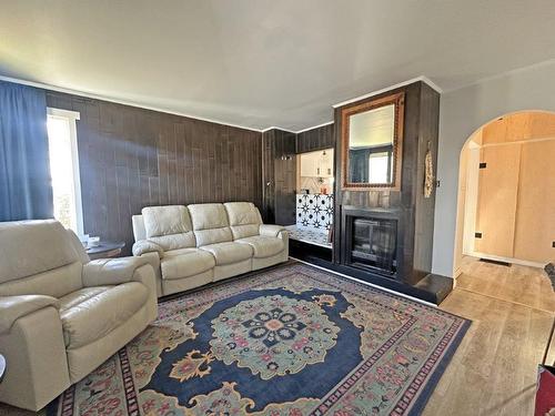 124 Seventh Street, Nipigon, ON - Indoor Photo Showing Living Room With Fireplace