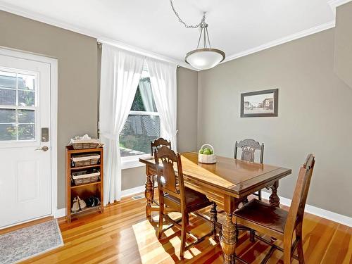 823 Columbia Street, Kamloops, BC - Indoor Photo Showing Dining Room