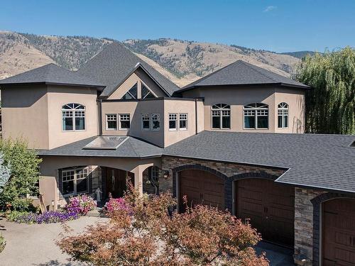 2622 Thompson Drive, Kamloops, BC - Outdoor