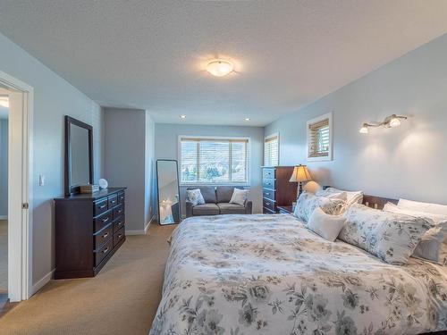 1213 Vista Heights Drive, Ashcroft, BC - Indoor Photo Showing Bedroom