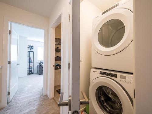 112-200 Grand Boulevard, Kamloops, BC - Indoor Photo Showing Laundry Room