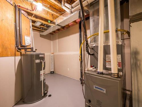 112-200 Grand Boulevard, Kamloops, BC - Indoor Photo Showing Basement