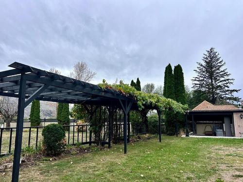 1973 Tranquille Rd, Kamloops, BC - Outdoor With Deck Patio Veranda