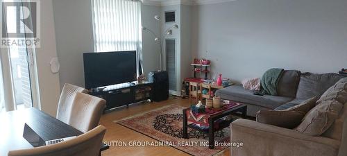 703 - 60 Inverlochy Boulevard, Markham, ON - Indoor Photo Showing Living Room