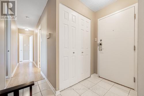 605 - 1111 Bough Beeches Boulevard, Mississauga, ON - Indoor Photo Showing Other Room