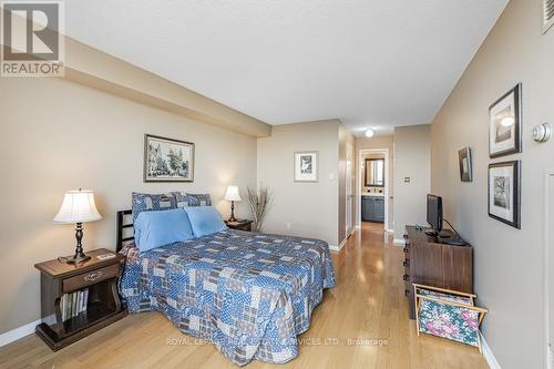 605 - 1111 Bough Beeches Boulevard, Mississauga, ON - Indoor Photo Showing Bedroom