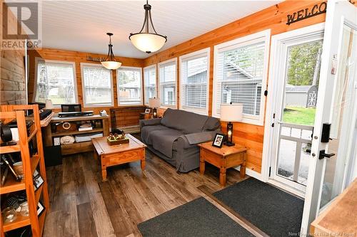 313 Route 102 Route, Burton, NB - Indoor Photo Showing Living Room