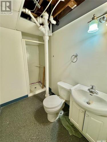 1810 Central Avenue, Prince Albert, SK - Indoor Photo Showing Bathroom