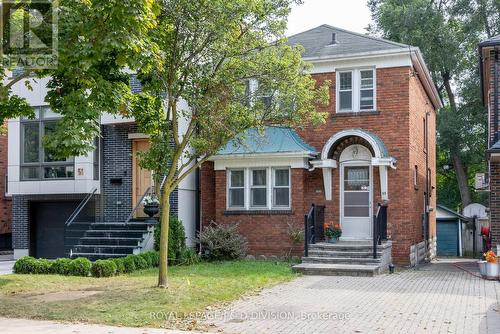 55 Roe Avenue, Toronto, ON - Outdoor With Facade