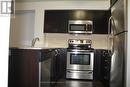 1005 - 73 King William Crescent, Richmond Hill, ON  - Indoor Photo Showing Kitchen With Upgraded Kitchen 