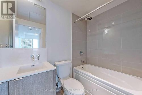 2010 - 88 Harbour Street, Toronto, ON - Indoor Photo Showing Bathroom