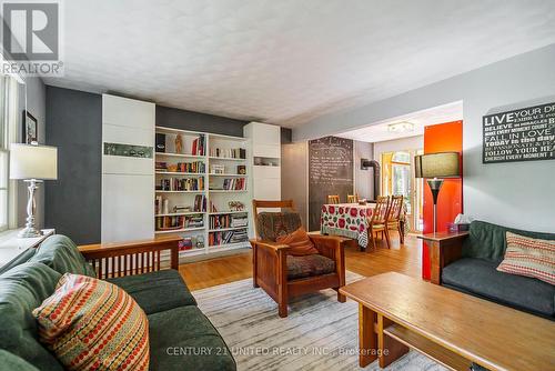 149 Roper Drive, Peterborough (Monaghan), ON - Indoor Photo Showing Living Room