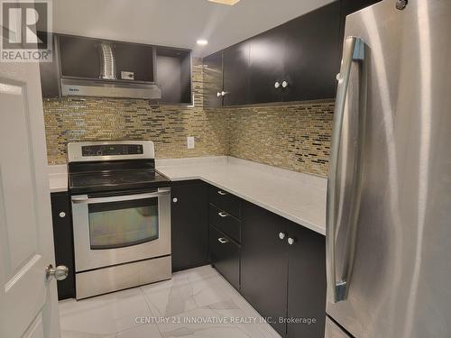 11 Shapland Crescent, Ajax, ON - Indoor Photo Showing Kitchen With Stainless Steel Kitchen