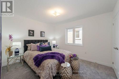 1151 Cole Street, Innisfil, ON - Indoor Photo Showing Bedroom