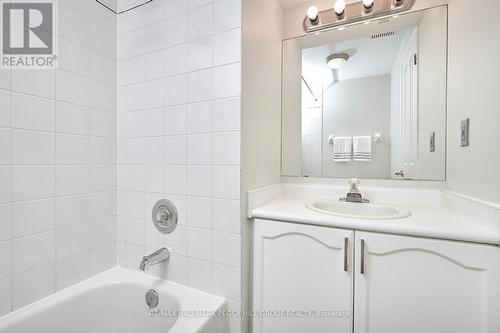 Lower - 438 Sunnidale Road, Barrie, ON - Indoor Photo Showing Bathroom