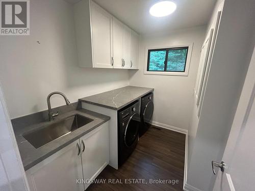 7070 Coolihans Side Road, Caledon, ON - Indoor Photo Showing Laundry Room