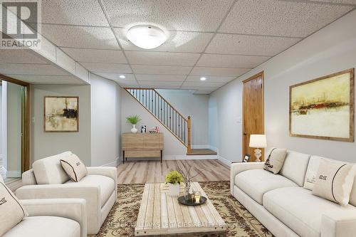 12282 Eighth Line, Halton Hills, ON - Indoor Photo Showing Living Room