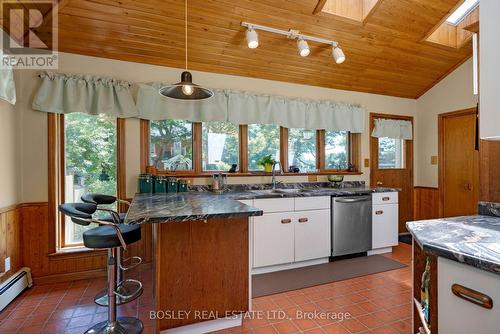 135 Webb Street, Minto, ON - Indoor Photo Showing Kitchen With Double Sink