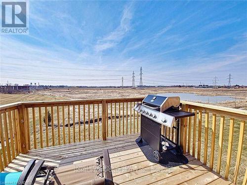 110 Explorer Way W, Thorold, ON - Outdoor With Deck Patio Veranda With View