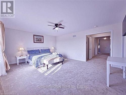 110 Explorer Way W, Thorold, ON - Indoor Photo Showing Bedroom