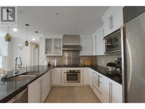 503 1280 Richards Street, Vancouver, BC - Indoor Photo Showing Kitchen With Upgraded Kitchen