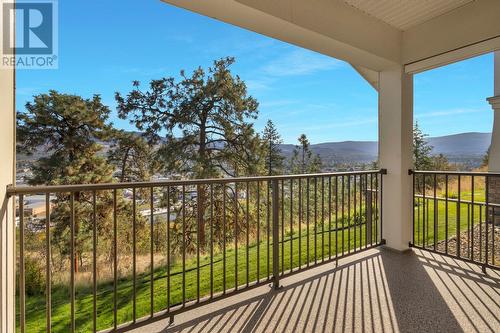 971 Monashee Place Unit# 15, Kelowna, BC - Outdoor With View With Exterior