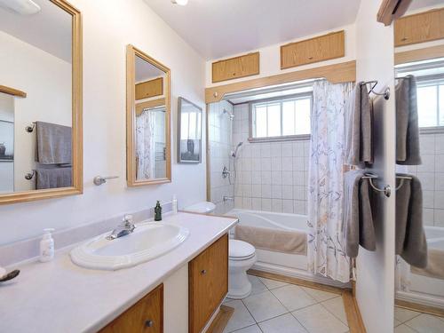 Bathroom - 1395 Rue De Pontivy, Terrebonne (Terrebonne), QC - Indoor Photo Showing Bathroom