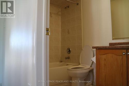 53 Charles Sturdy Road, Markham, ON - Indoor Photo Showing Bathroom