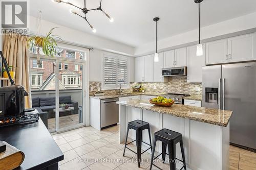 26 Mendota Road, Toronto, ON - Indoor Photo Showing Kitchen With Upgraded Kitchen