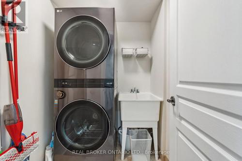 26 Mendota Road, Toronto, ON - Indoor Photo Showing Laundry Room