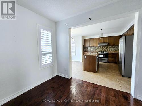 167 Armstrong Crescent, Bradford West Gwillimbury, ON - Indoor Photo Showing Kitchen