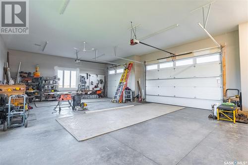 Neudorf Acreage, Corman Park Rm No. 344, SK - Indoor Photo Showing Garage