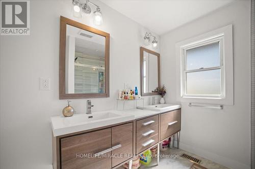 1164 Studiman Road, Cambridge, ON - Indoor Photo Showing Bathroom