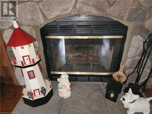 41 Maple Drive, Miller Lake, ON - Indoor Photo Showing Other Room