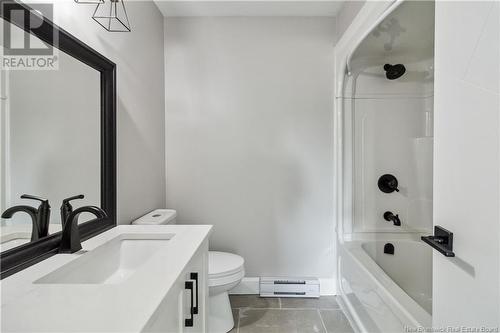 364 Gorge Road, Moncton, NB - Indoor Photo Showing Bathroom