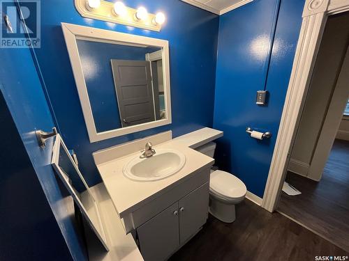 178 6Th Street E, Prince Albert, SK - Indoor Photo Showing Bathroom