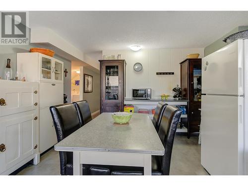 3930 20 Street Unit# 4, Vernon, BC - Indoor Photo Showing Dining Room