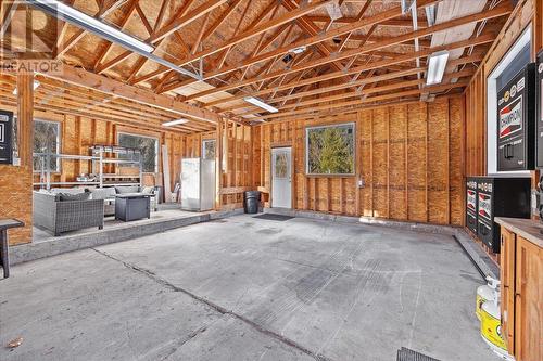 2269 Solsqua Road, Sicamous, BC - Indoor