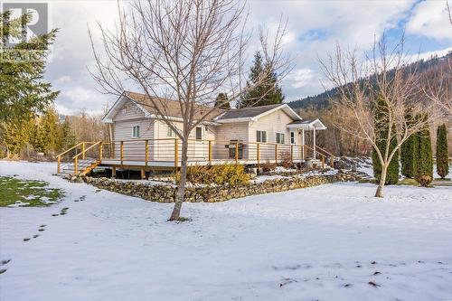 2269 Solsqua Road, Sicamous, BC - Outdoor