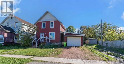 132 Walnut St, Sault Ste Marie, ON - Outdoor With Facade