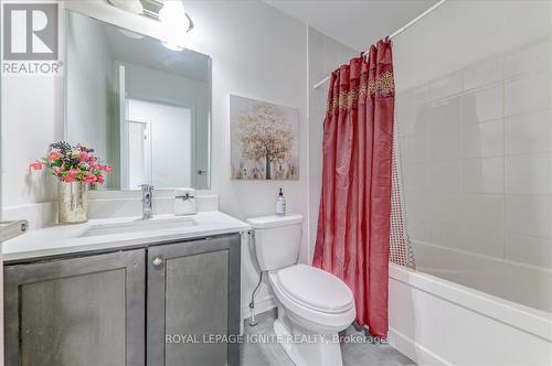 21 Fusilier Drive, Toronto, ON - Indoor Photo Showing Bathroom