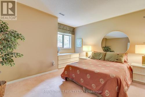 40 Chalmers Drive, Barrie, ON - Indoor Photo Showing Bedroom